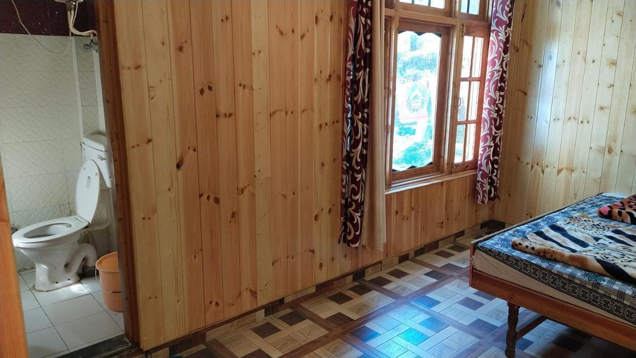 Kasol Wooden Cottage Exteriör bild