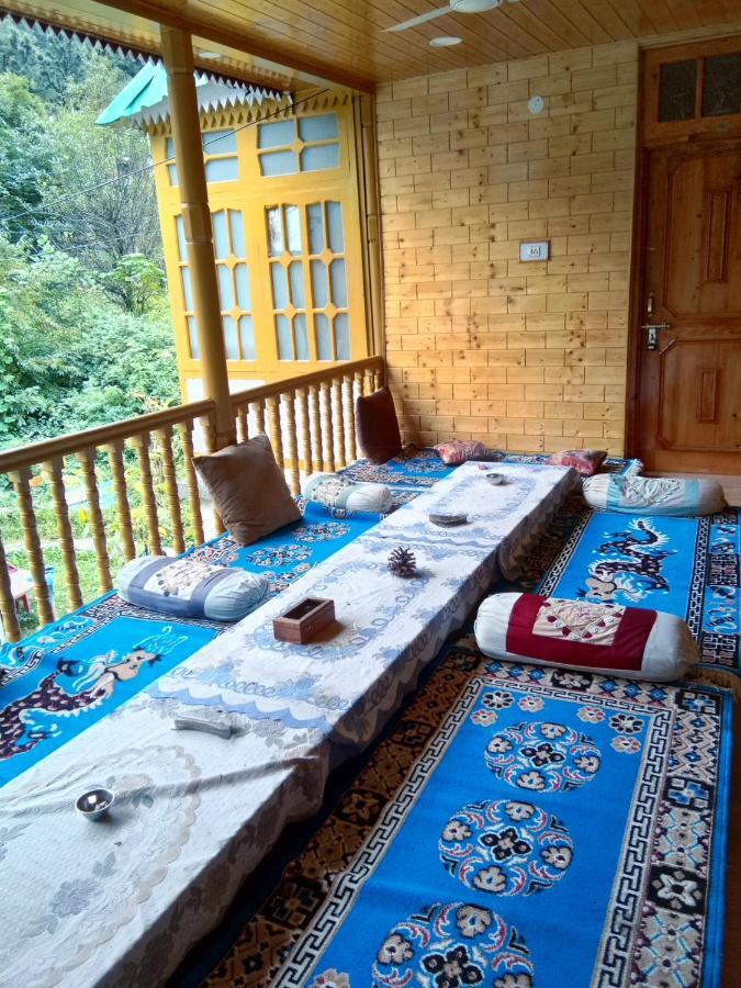 Kasol Wooden Cottage Exteriör bild
