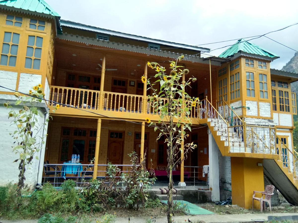 Kasol Wooden Cottage Exteriör bild